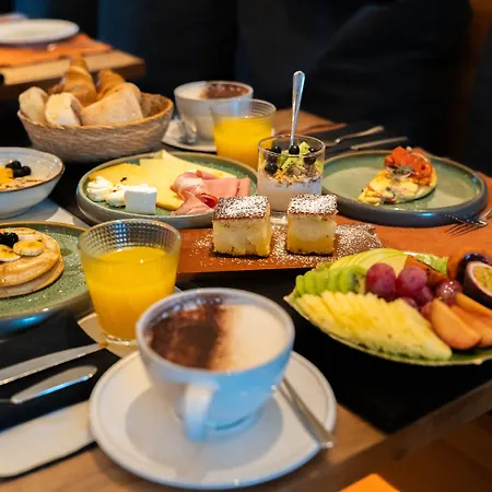 Sensi Azores Nature And Ginetes