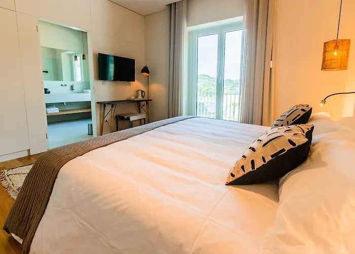 Sensi Azores Nature And Ginetes