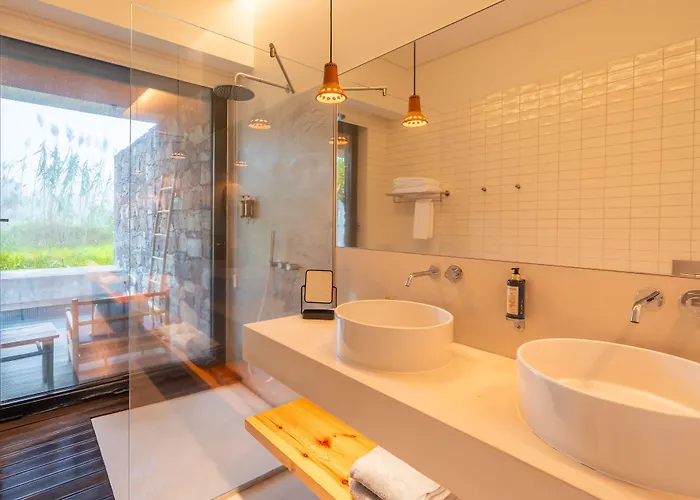 Hotel Sensi Azores Nature And Ginetes